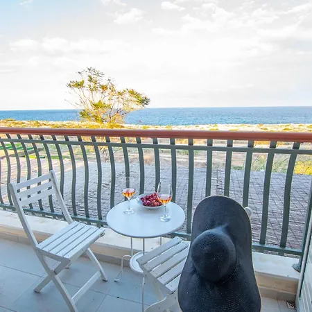 Artisan First Line Seafront * Protaras