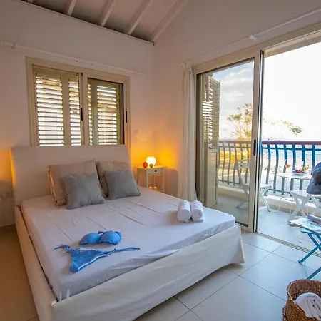 Villa Artisan First Line Seafront